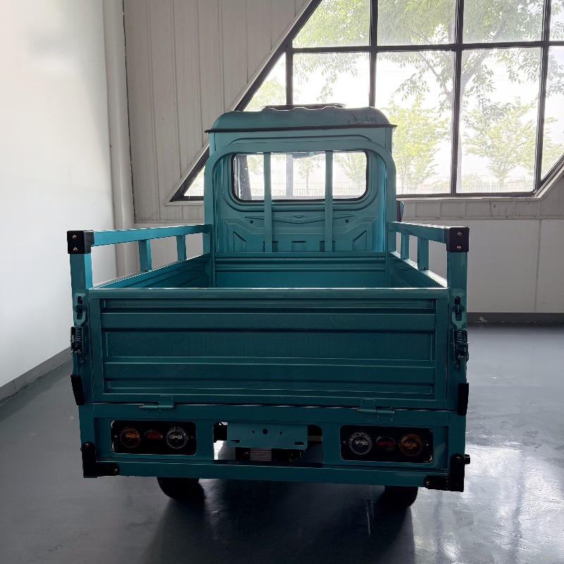 High Capacity Semi Open Cabin  - Urban Farming And Rural Farming recension och pris